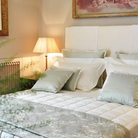 Pensión La Scelta Di Goethe - Luxury Roma